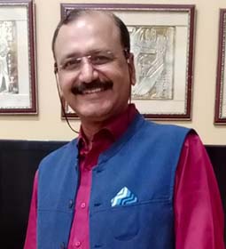Dr Nanak Pamnani